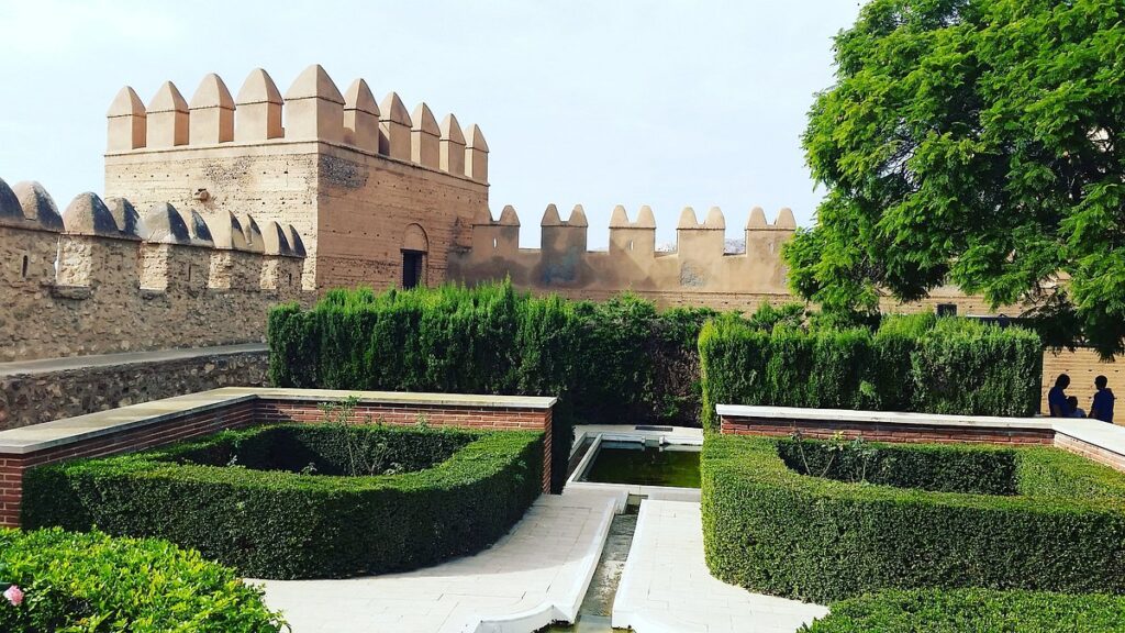 conoce-la-alcazaba-alameria-monblu-6