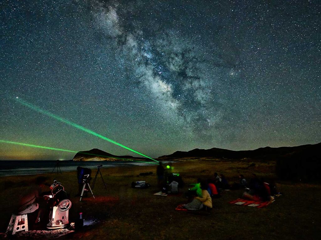 observa-las-estrellas-en-el-cabo-de-gata-monblu-1