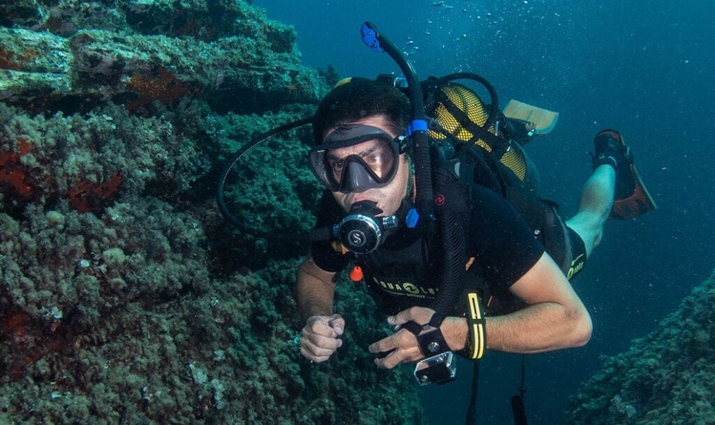 bautismo-de-buceo-en-cabo-de-palos-1-monblu