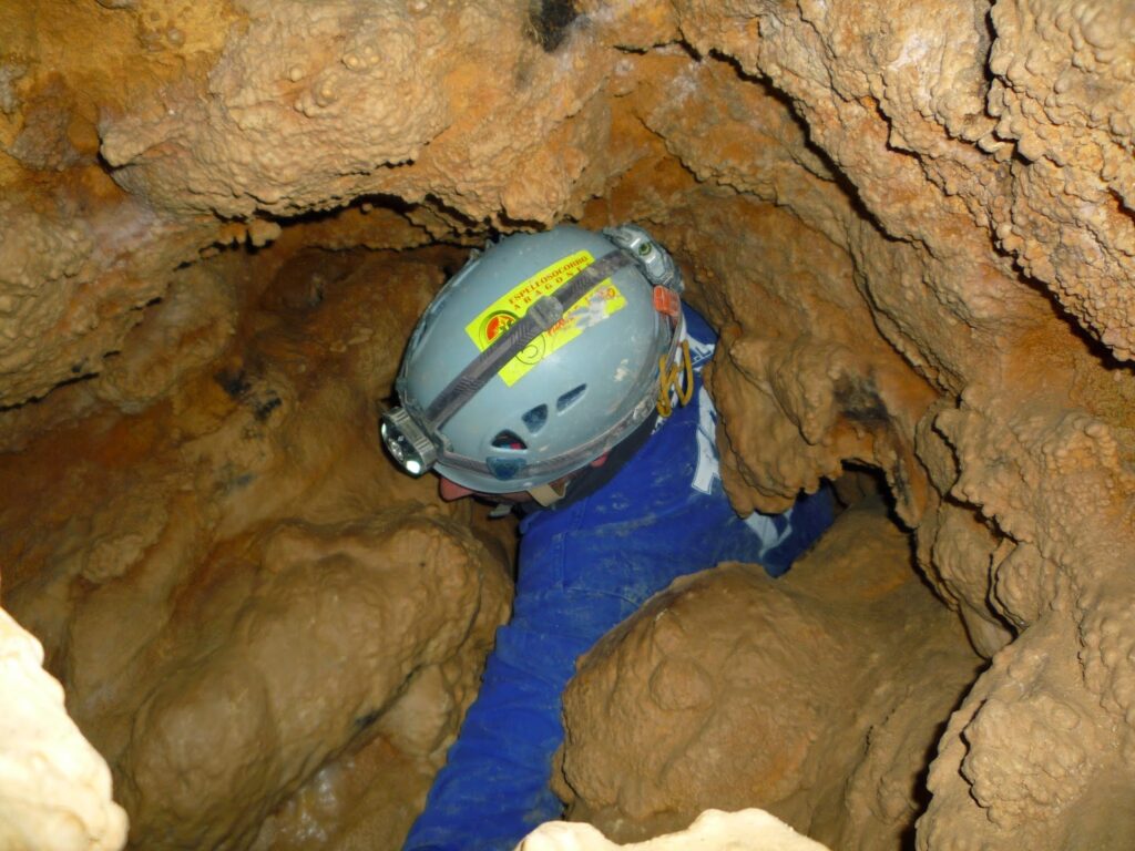 espeleologia-cueva-recuenco-teruel-5-monblu