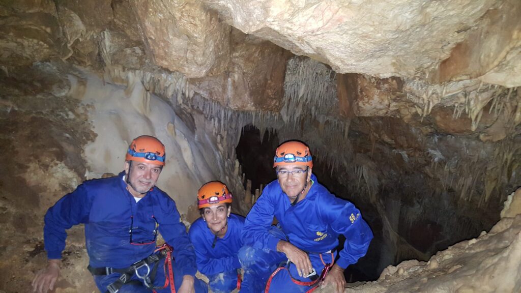 espeliologia-cueva-val-de-zoma-teruel-3-monblu