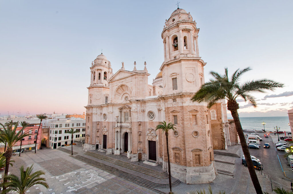 tour-guiado-catedral-torre-tavira-cadiz-2-monblu