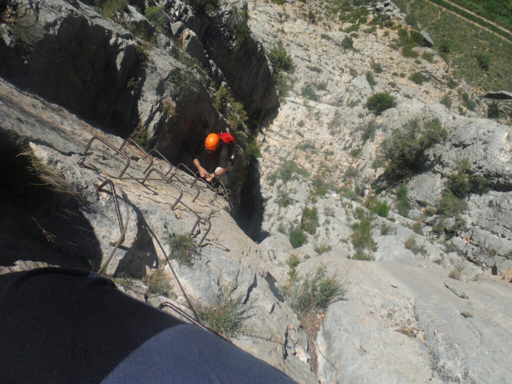 via-ferrata-la-barbara-teruel-2-monblu