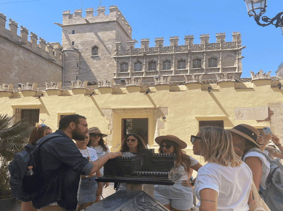 visita-valencia-medieval-monblu