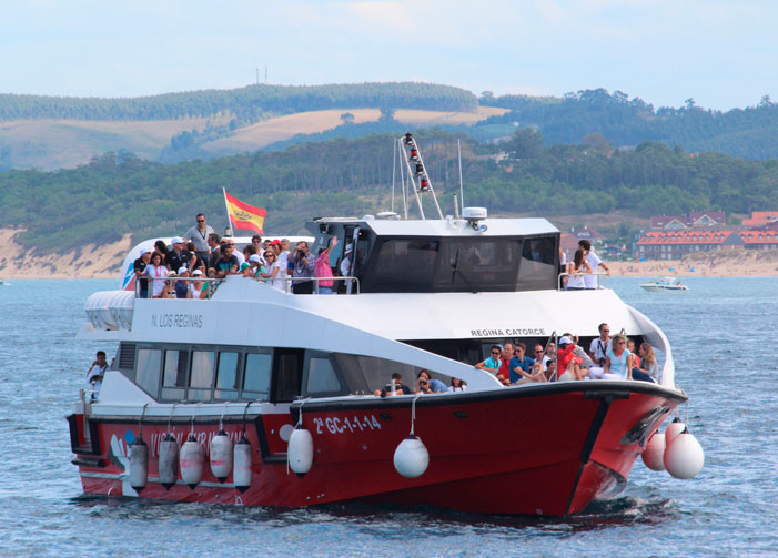 bahia-de-santander-en-barco-1-monblu