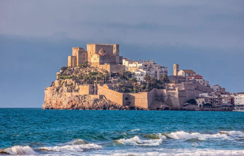 descubre-peñiscola-el-castillo-de-papa-luna-visita-guiada-1-monblu